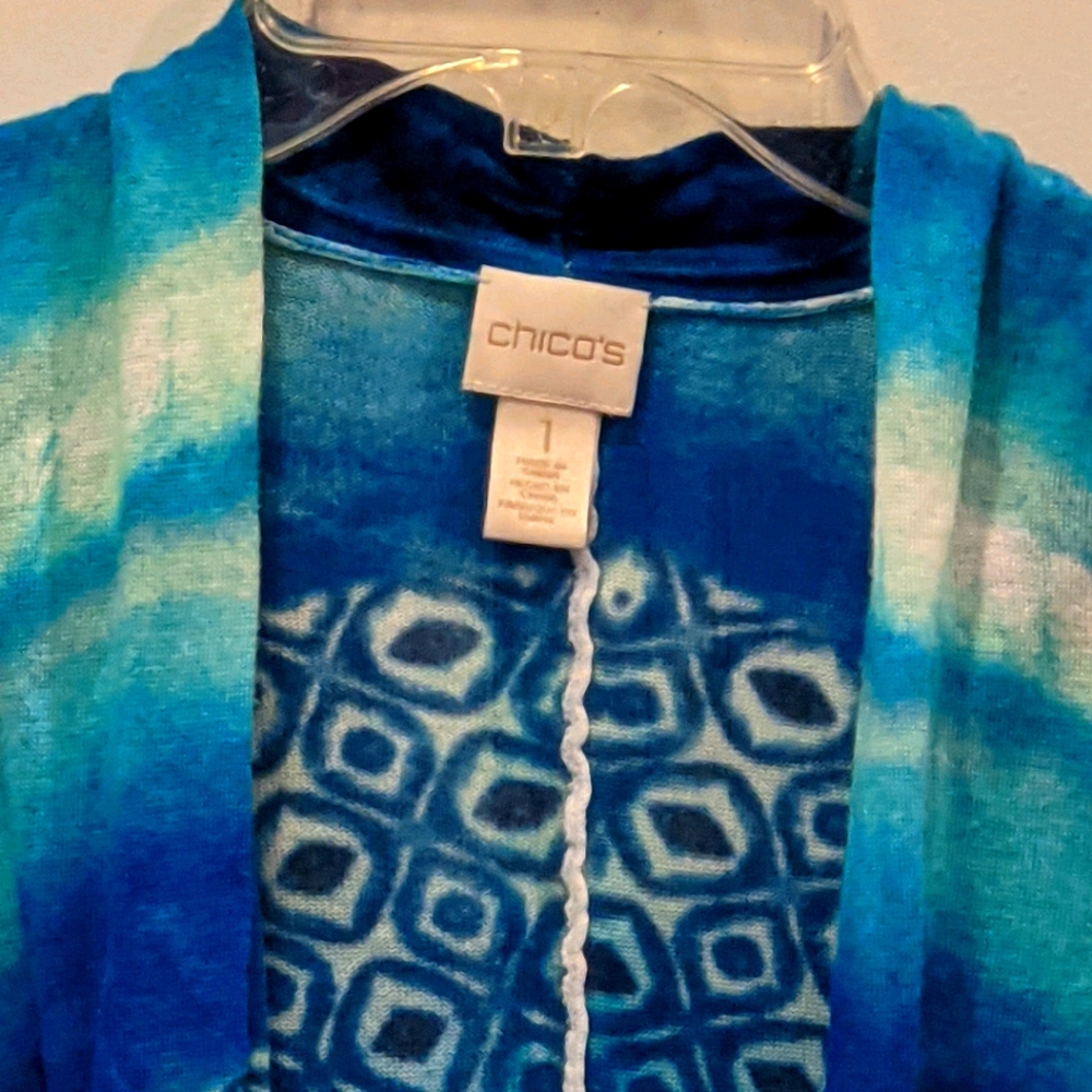 Vinitage Chico's of water colors printed with various blues & white duster 💙